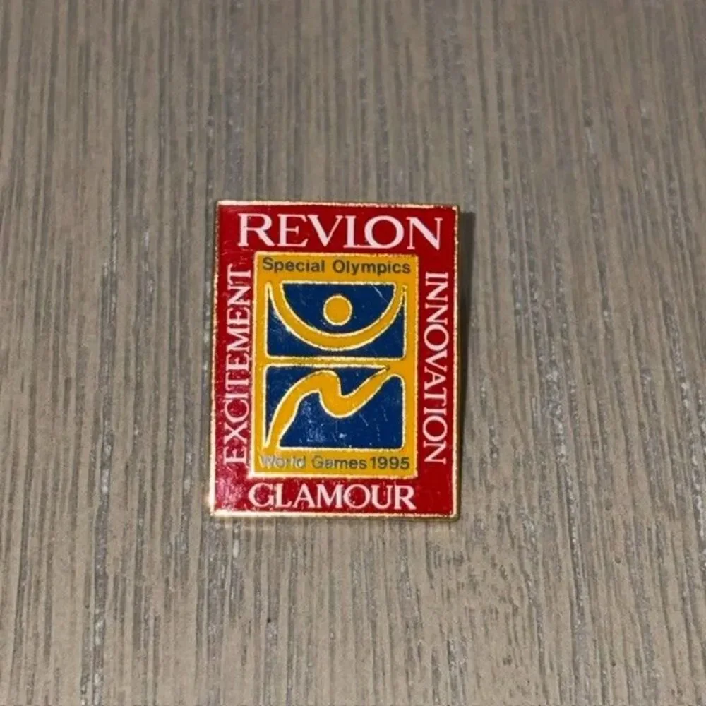 Vintage Special Olympics World Games 1995 Connecticut CT Revlon Lapel Pin